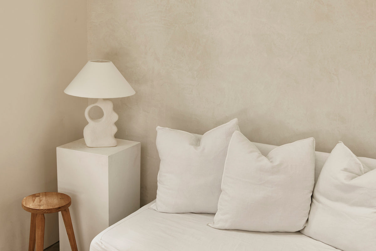 Soho Sculptural Lamp — Textural White