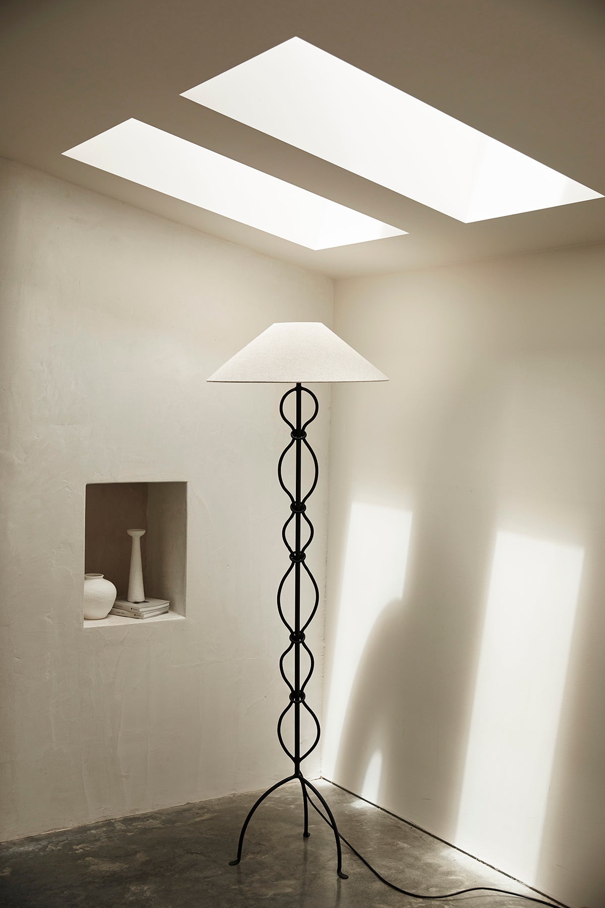 Penelope floor lamp