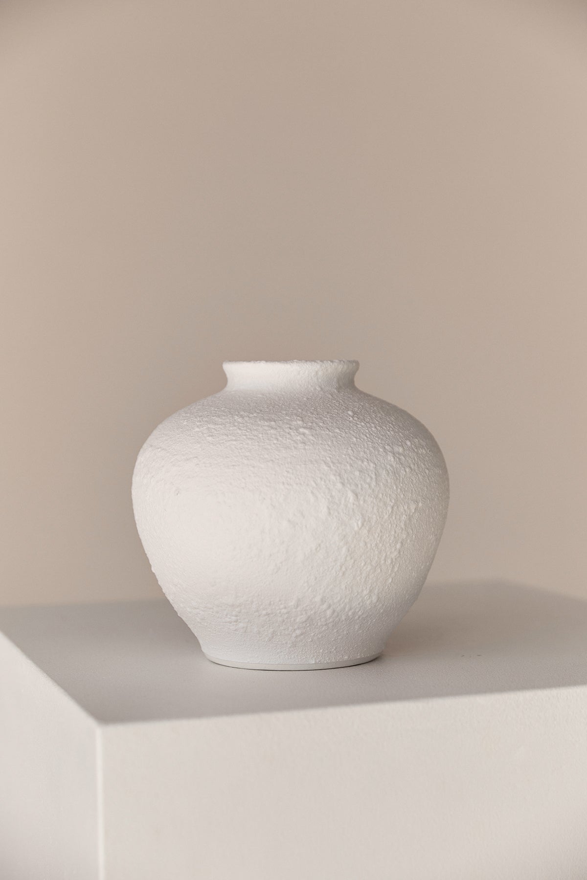 Bleecker Vase — Textural White
