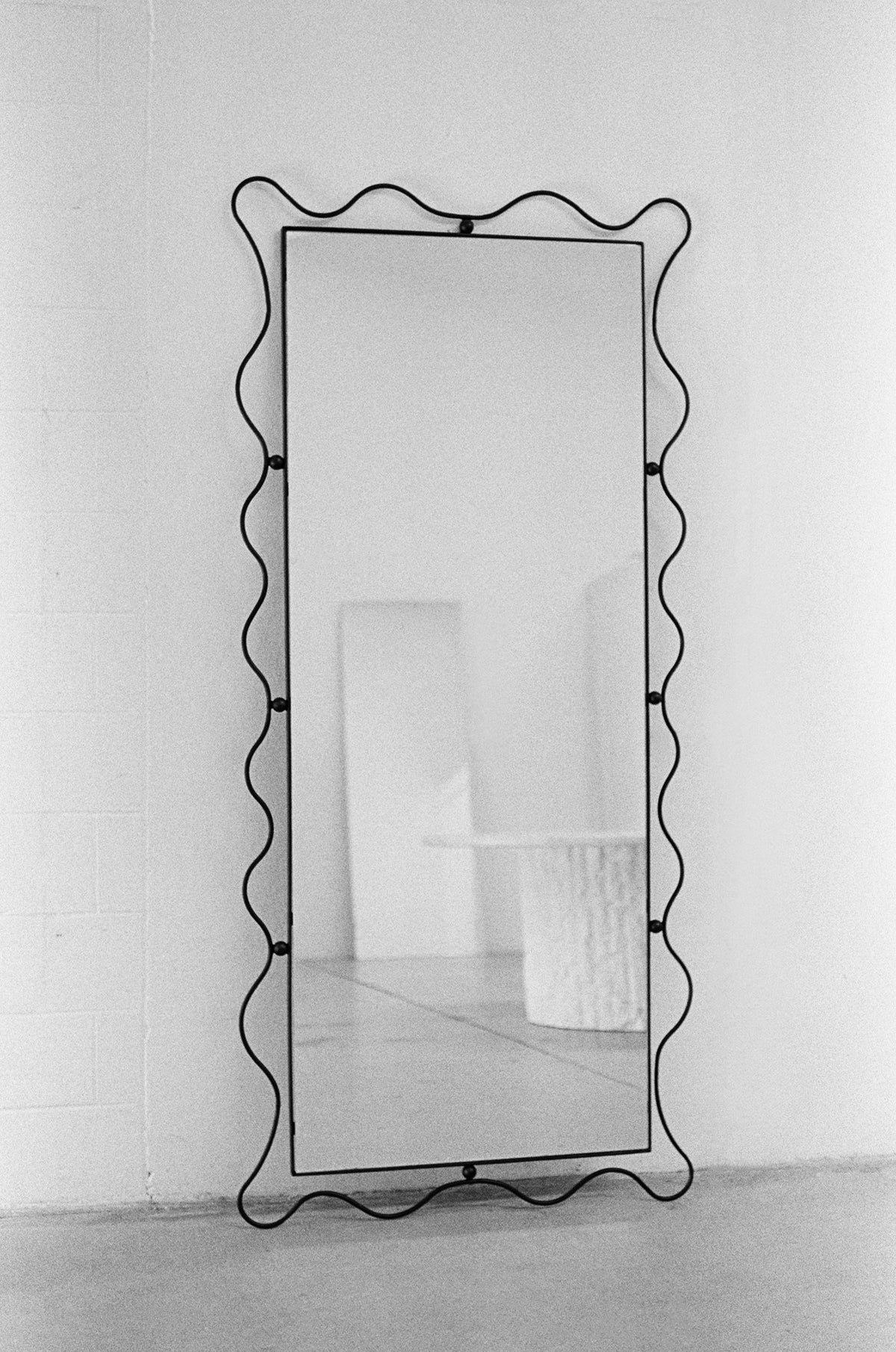 Monte Floor Mirror
