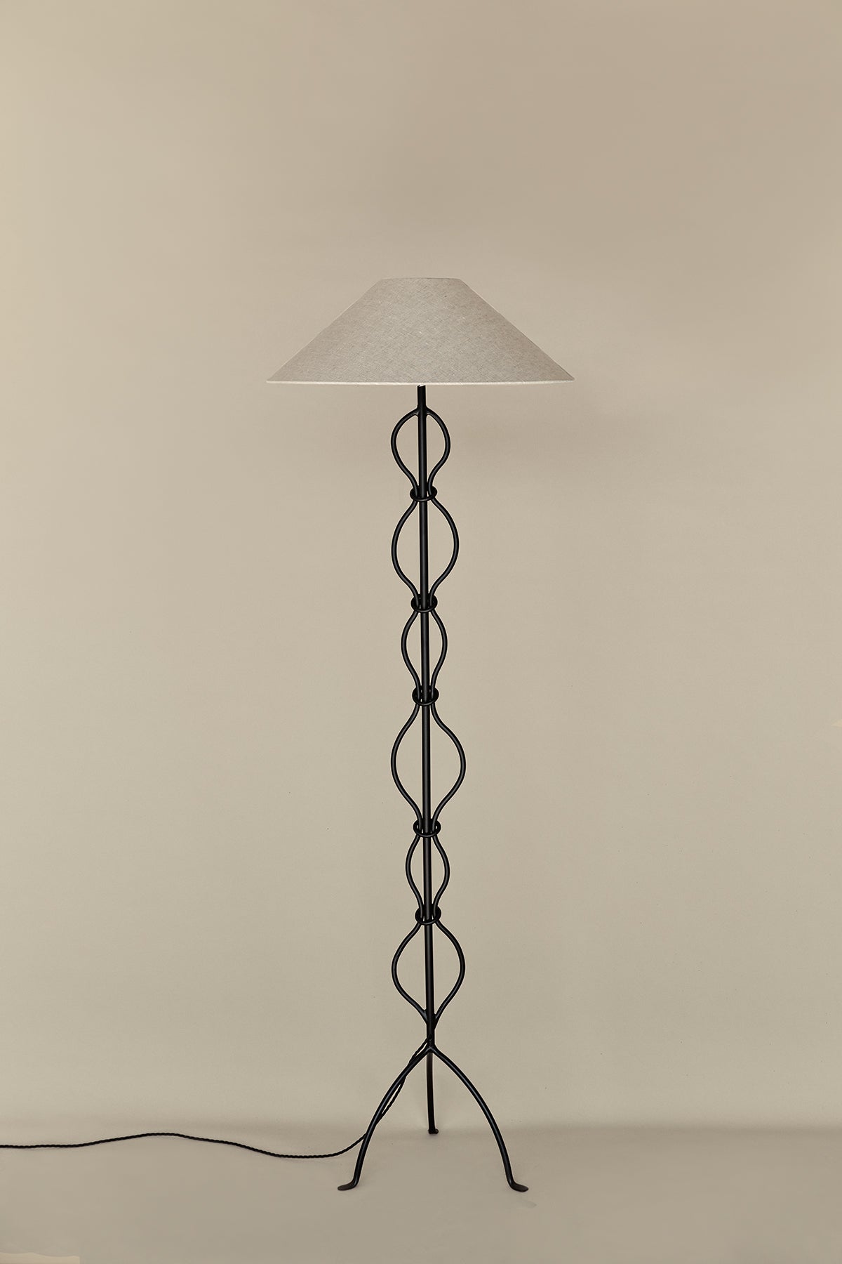 Penelope floor lamp
