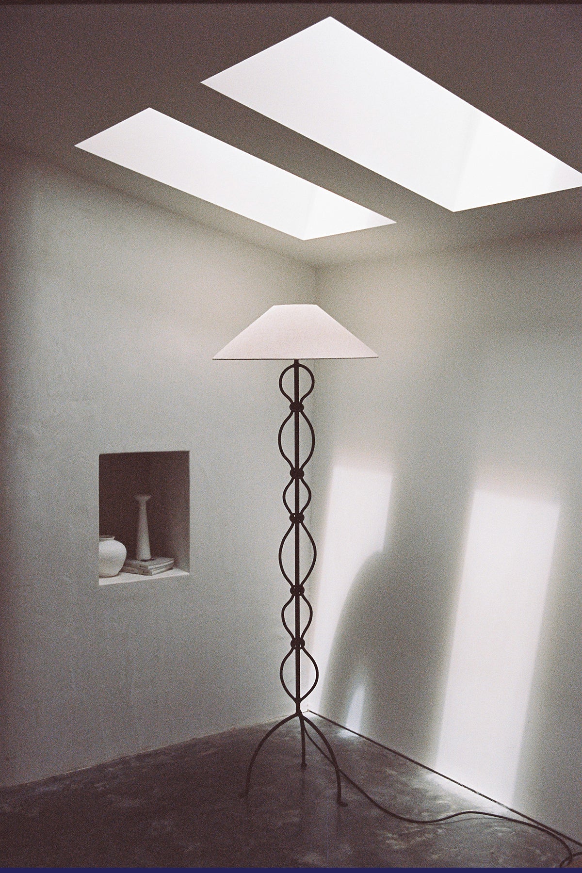 Penelope floor lamp