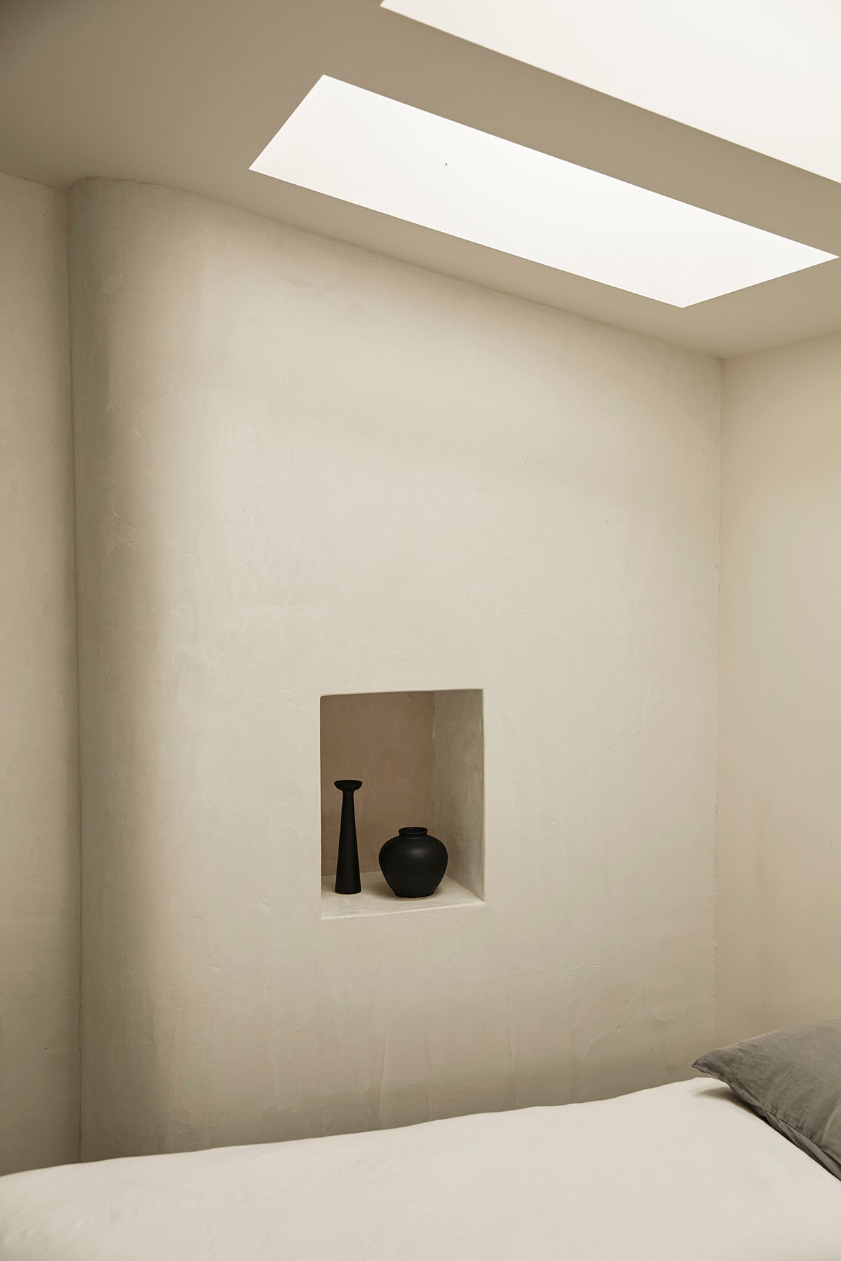 Bleecker Vase — Matte Black